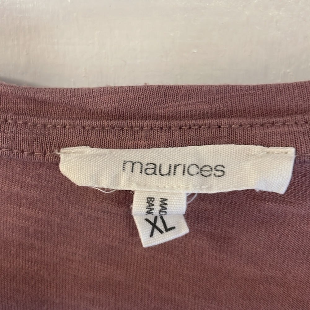 Nike-Disney- maurices 3 Pk Tee’s size XL crew-scoup-Vneck white & plum - Picture 3 of 11